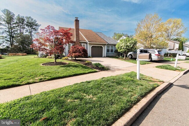 Building Photo - 239 Oakridge Dr