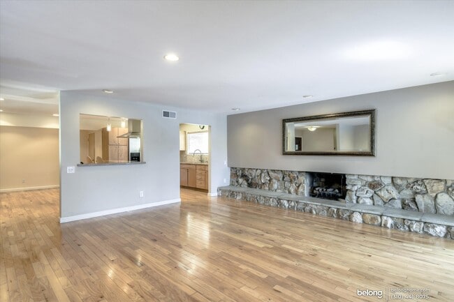 Building Photo - 26078 Adamor Rd