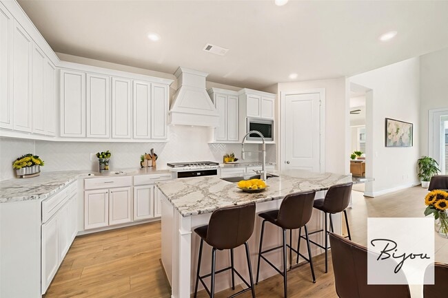 Building Photo - 721 Ocean Palms Dr