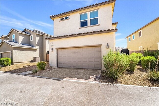 Building Photo - 2475 Piacenza Pl