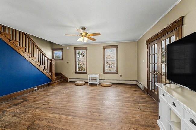 Building Photo - 615 Shore Rd