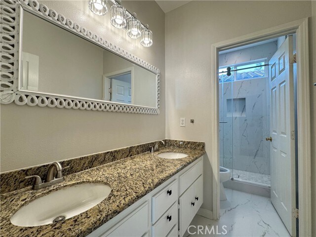 Building Photo - 39 Eaglecreek