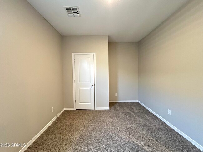 Building Photo - 6551 W Magdalena Ln