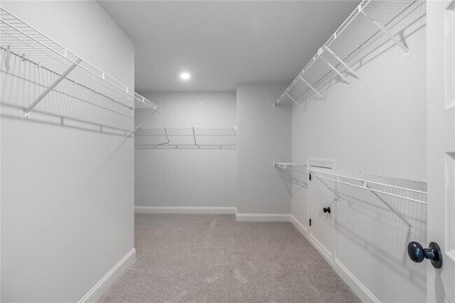 Building Photo - 448 Banff Dr