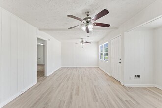 Building Photo - 7725 St Lo Rd