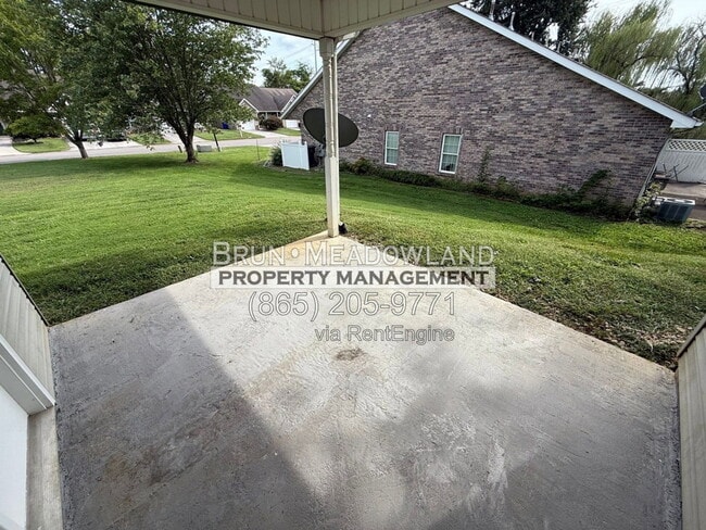 Building Photo - 1555 Ellery Ln