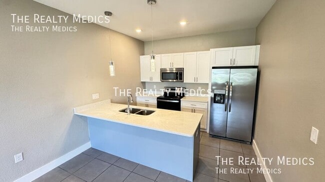 Building Photo - 56 Cordona Dr