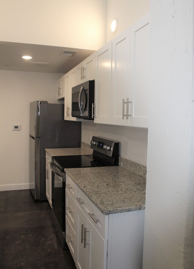 Building Photo - 408 Wellons St