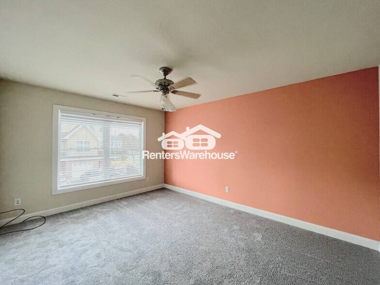 Building Photo - 1135 Arlynn Ln