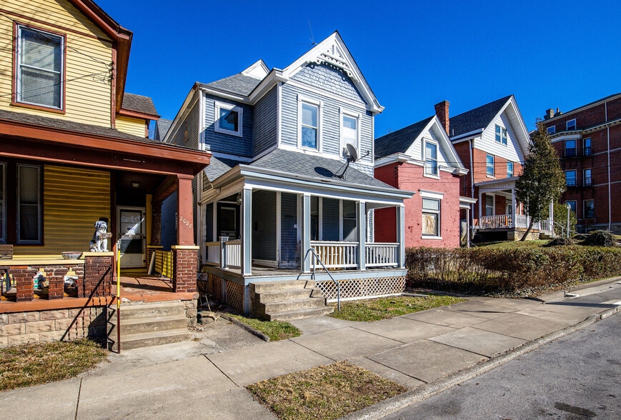 Building Photo - 2030 Scott Blvd