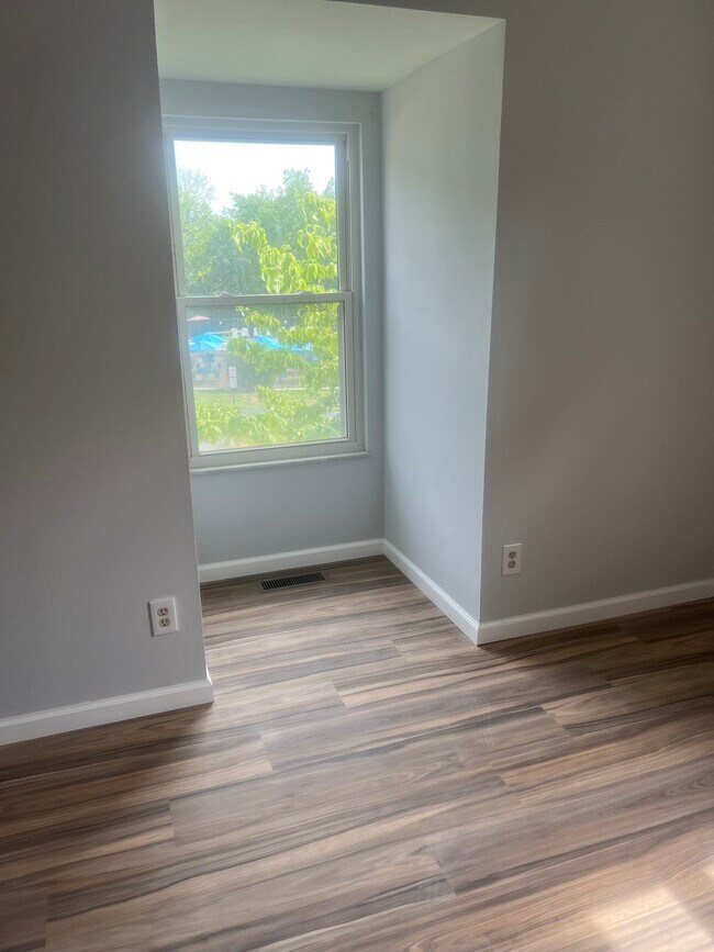 Building Photo - 1828 Marriott Ln