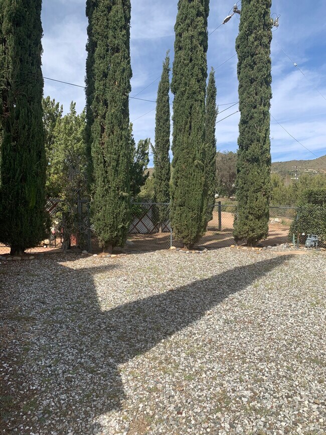 Building Photo - 32923 Tindall Ave