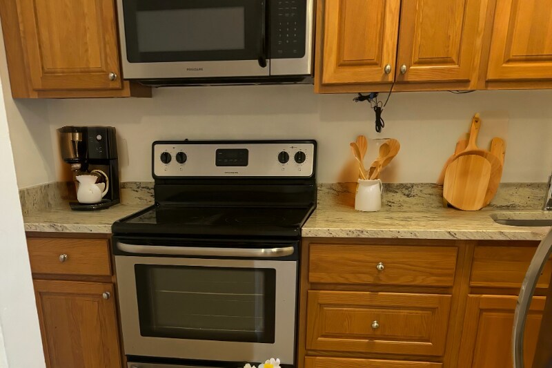 Building Photo - 1639 NE 9th St