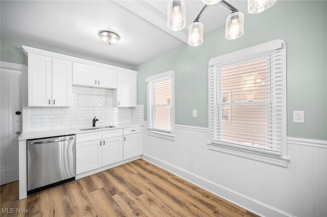 Building Photo - 2258 Northland Ave