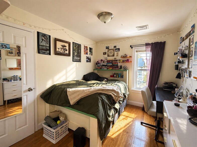 Building Photo - 78 Morrison Ave