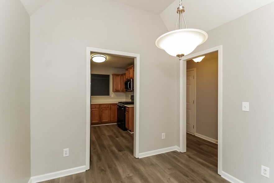 Building Photo - 254 Highland Falls Blvd
