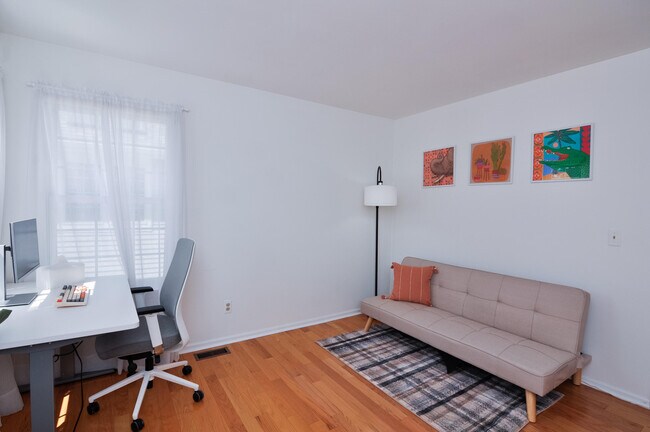 Building Photo - 4471 Hillside Ct