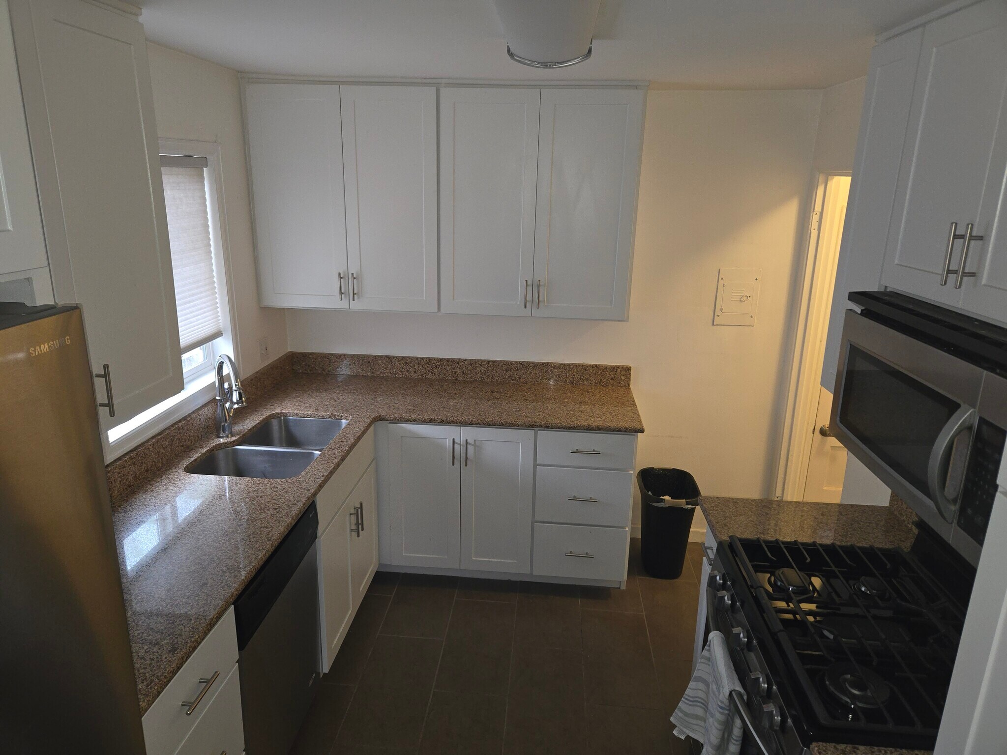 L1 Kitchen - 4565 S Elati St