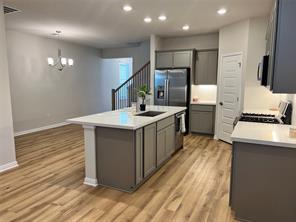 Building Photo - 1617 Coral Sunrise Trl