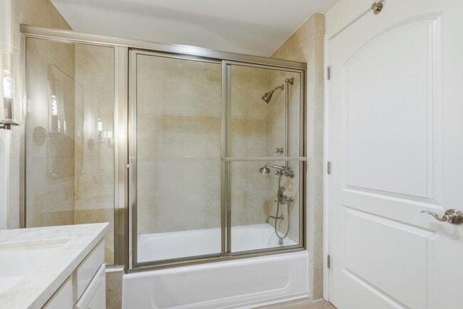 Building Photo - Massive Three Bedroom Two Bath Condo Available now!