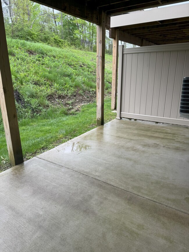 Building Photo - 3005 Mahican Cir