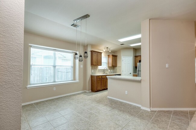 Building Photo - 3353 Rod Carew Dr