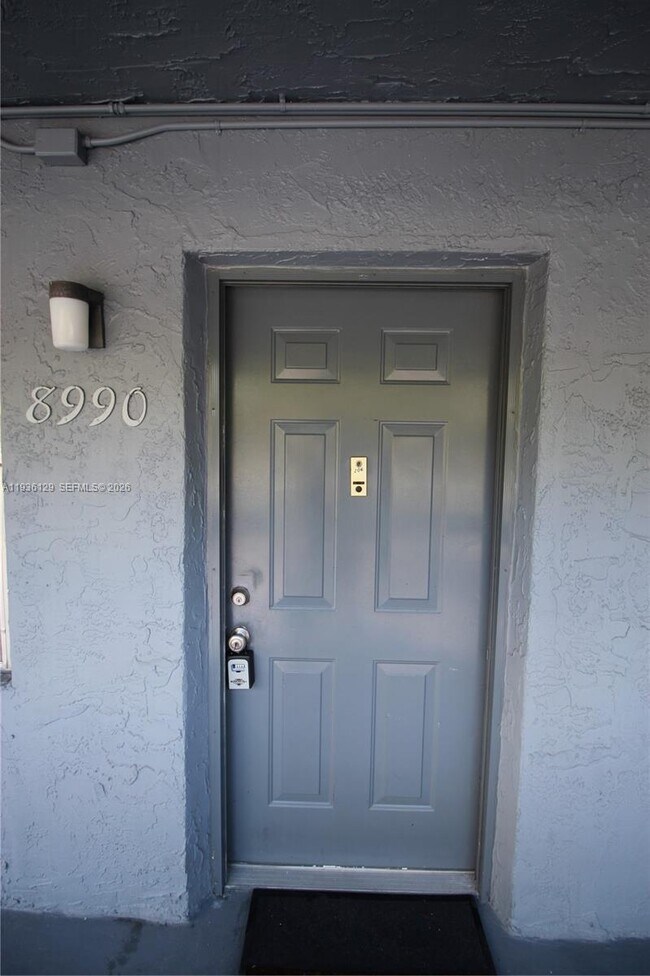 Building Photo - 8990 W Sample Rd