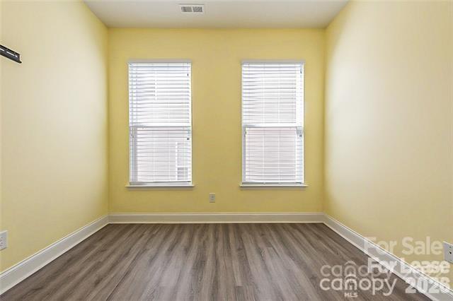 Building Photo - 2003 Fallondale Rd