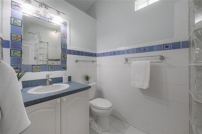 Building Photo - 4620 W Beach Park Dr