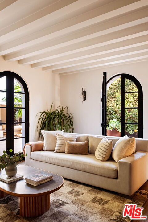 Building Photo - 6677 Maryland Dr