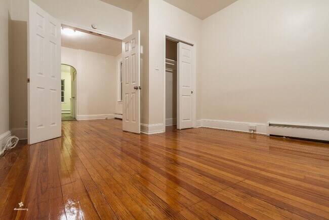Building Photo - 154 W 29th St