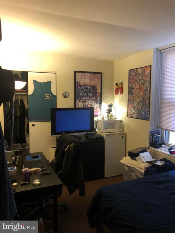 Building Photo - 3202 Powelton Ave