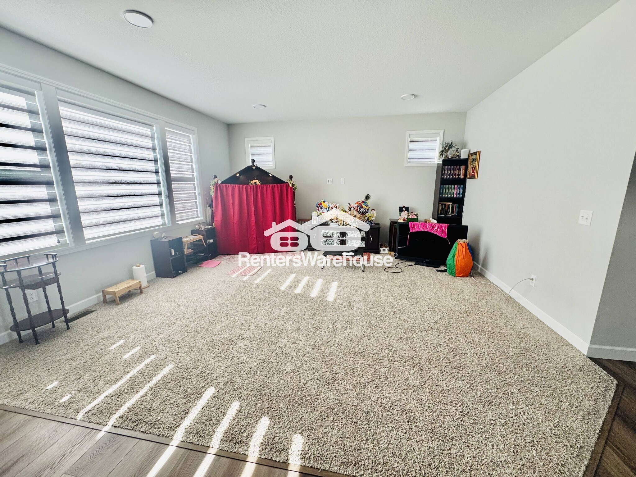 Building Photo - 17955 Headwaters Dr