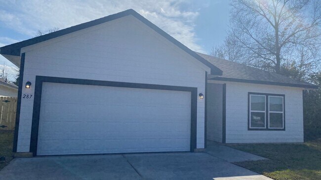 Primary Photo - 287 County Rd-5102L