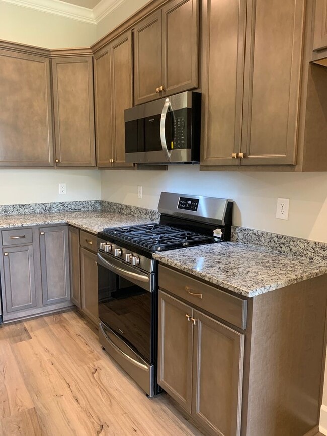 Building Photo - 3BD/2BA House for Lease - Nickens Lake Sub...