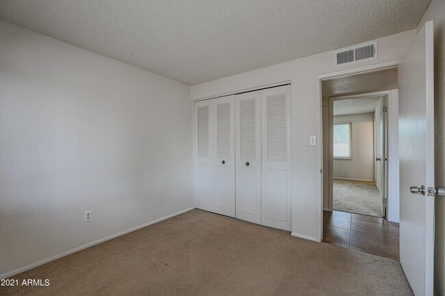 Building Photo - 14228 N 38th St