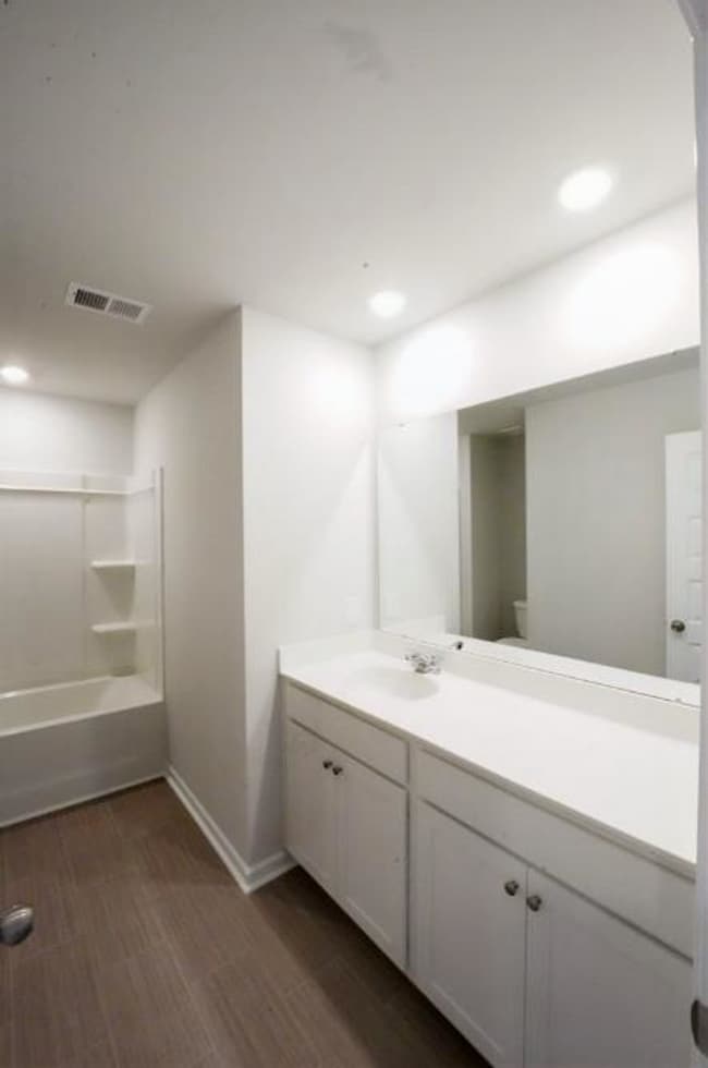 Building Photo - Beautiful 5BR Rincon Home with Open Floorplan & Loft Space