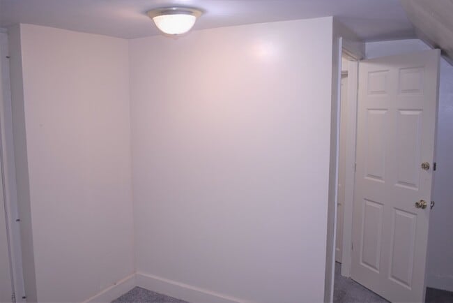 Building Photo - 4835 W Congress Pkwy