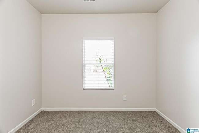 Building Photo - 3689 Burlington Dr