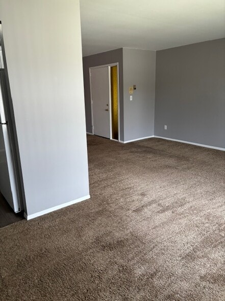 Building Photo - 33297 Kingslane Ct