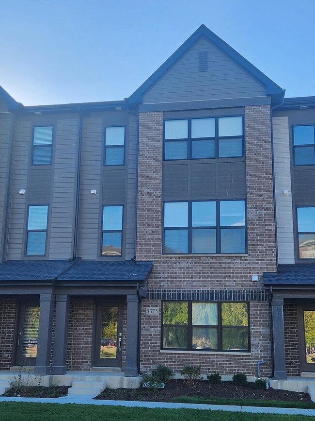 Building Photo - 8375 Mulberry Ave