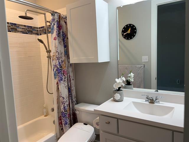 Building Photo - 1416 Saddle Ridge Dr