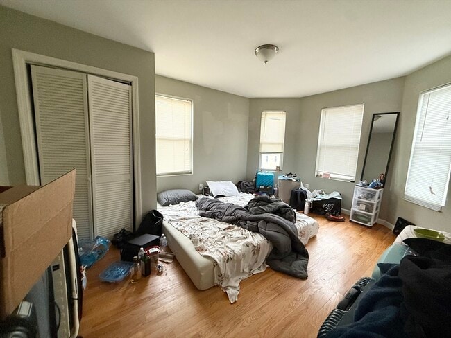 Building Photo - 3977 Washington St