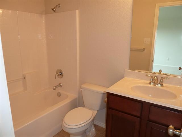 Building Photo - 1917 Grand Fairway Dr