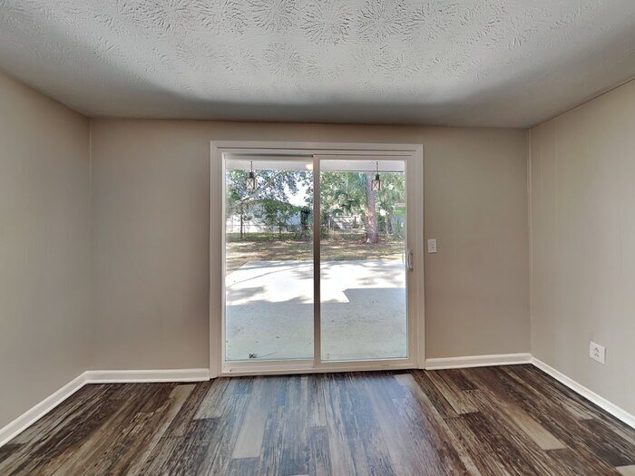 Building Photo - 2950 Wedgefield Blvd
