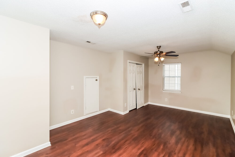 Building Photo - 7220 Reynard Ln