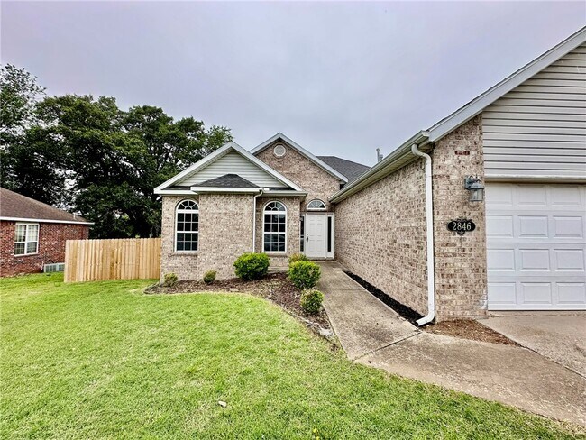 Building Photo - 2846 Eaglecrest Cir