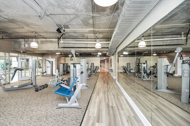 Building Photo - 5925 Almeda Rd