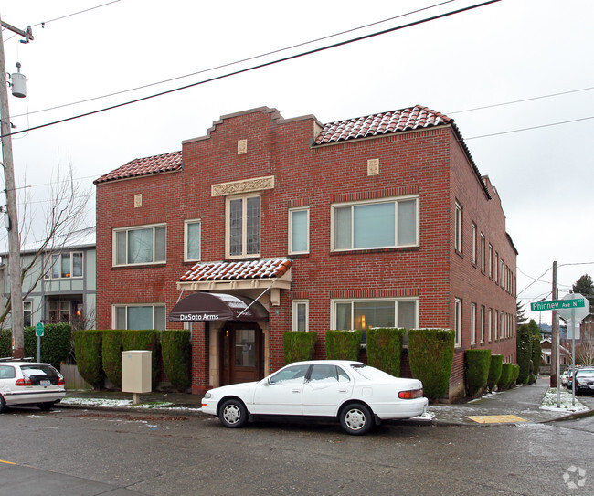 Primary Photo - DeSoto Arms Apartments