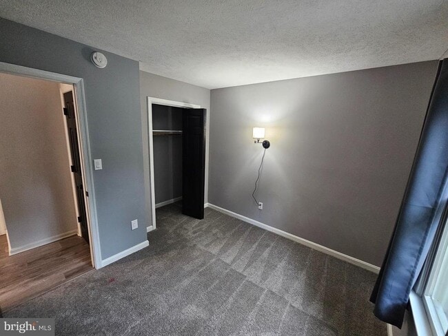 Building Photo - 730 Ox Bow Ln